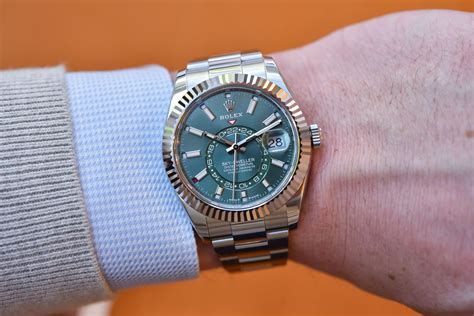 rolex sky dweller炒價.jpg
